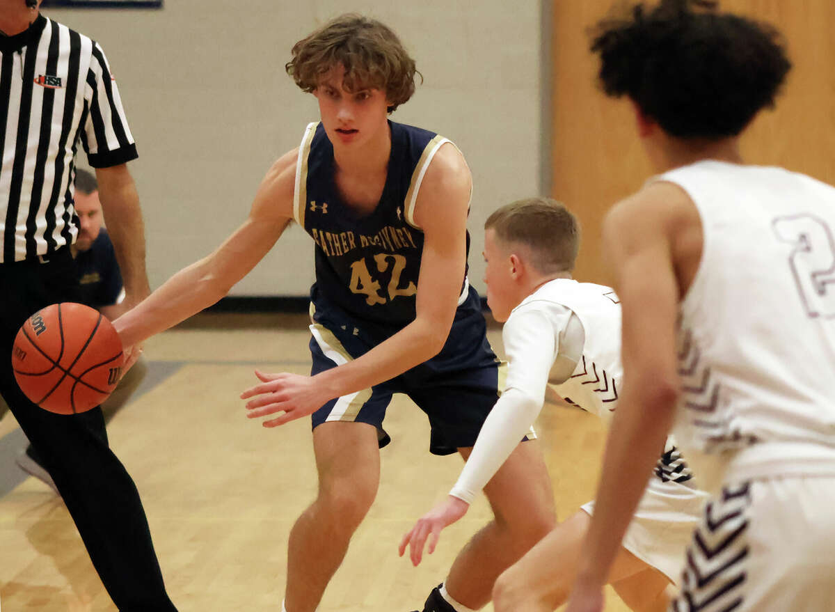 Jansen’s 15 leads FMCHS boys to win