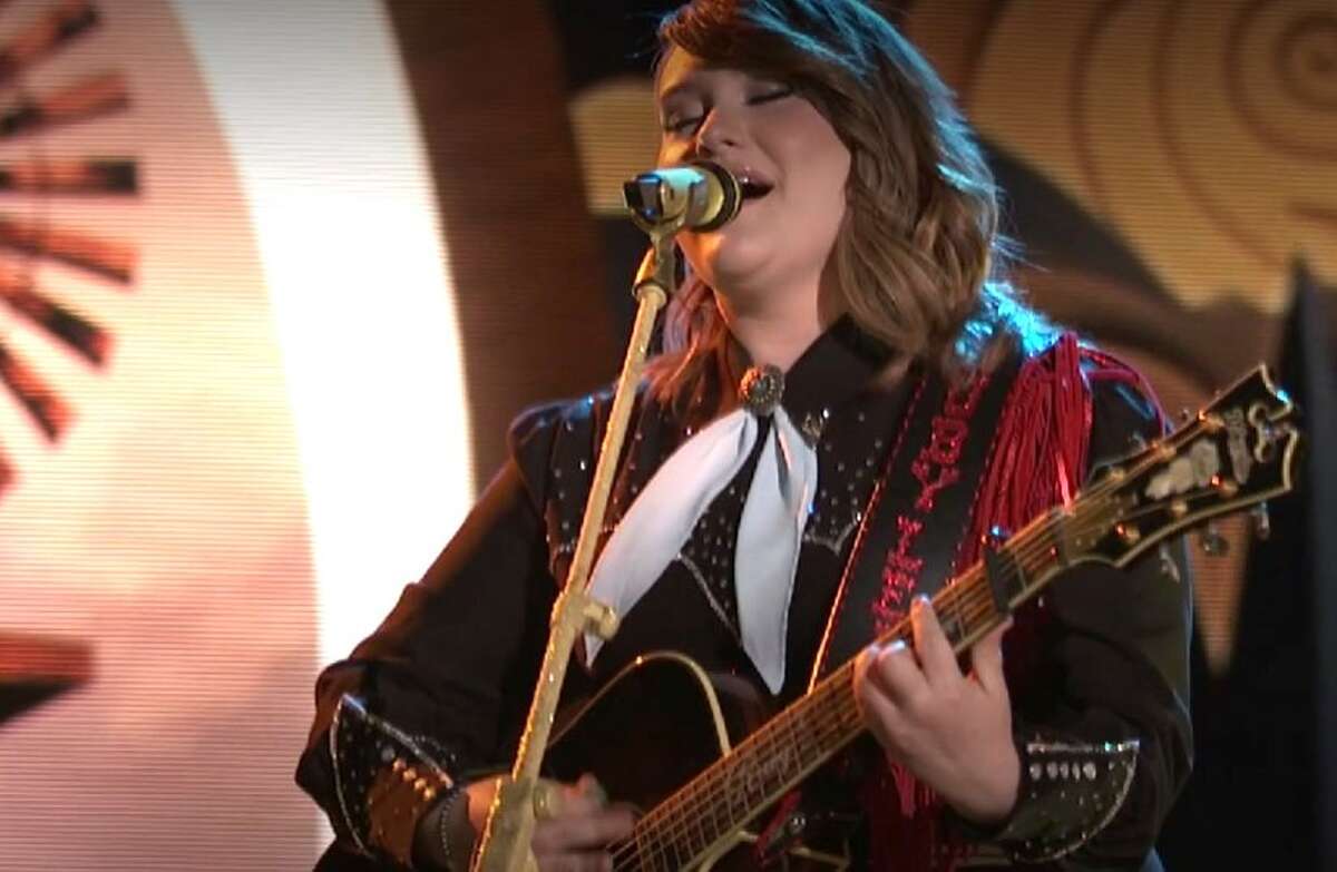 The Voice': Watch Jacquie Roar Ace The Playoffs