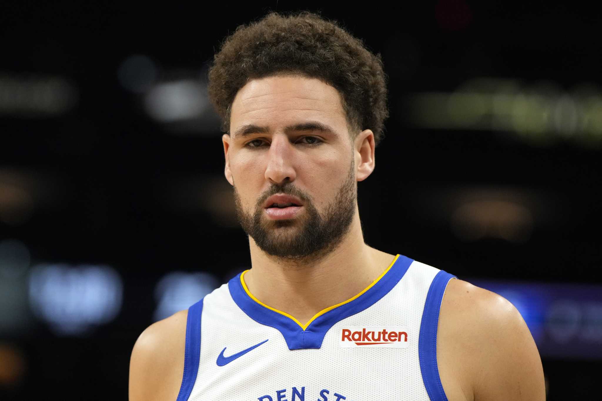 What pushing Klay Thompson to the bench in key spot means for Warriors