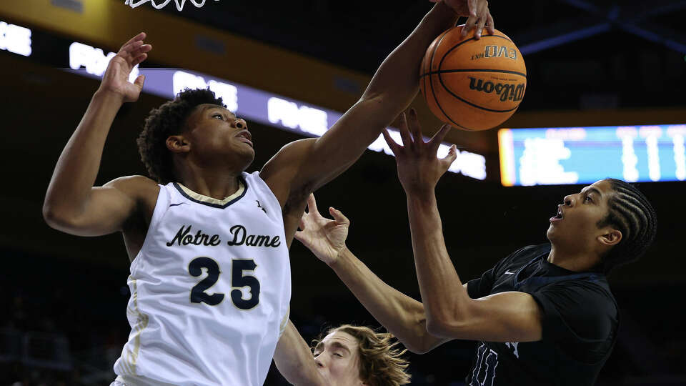 Mercy Miller, who has signed with UH, knocks the ball away from Noah Williams of the Sierra Canyon Trailblazers at UCLA Pauley Pavilion on January 27, 2023 in Los Angeles.