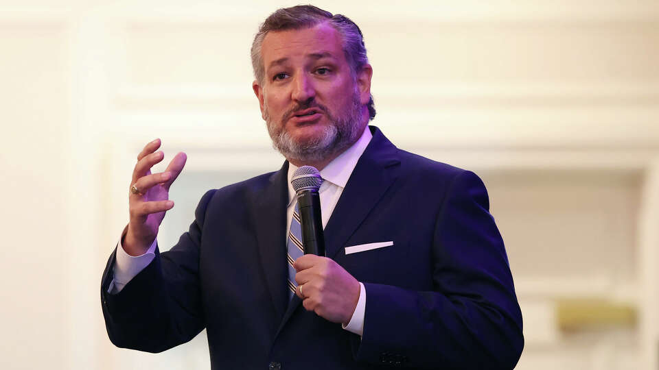 Sen. Ted Cruz kicks off the Greater San Antonio Chamber 2023 Senatorial Series at the Westin Riverwalk, Thursday, Aug. 10, 2023.