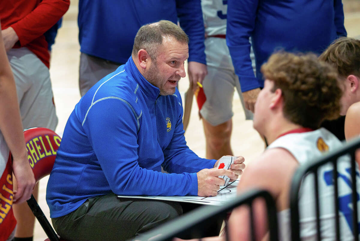 Olney smothers Shells at Pinckneyville Tourney