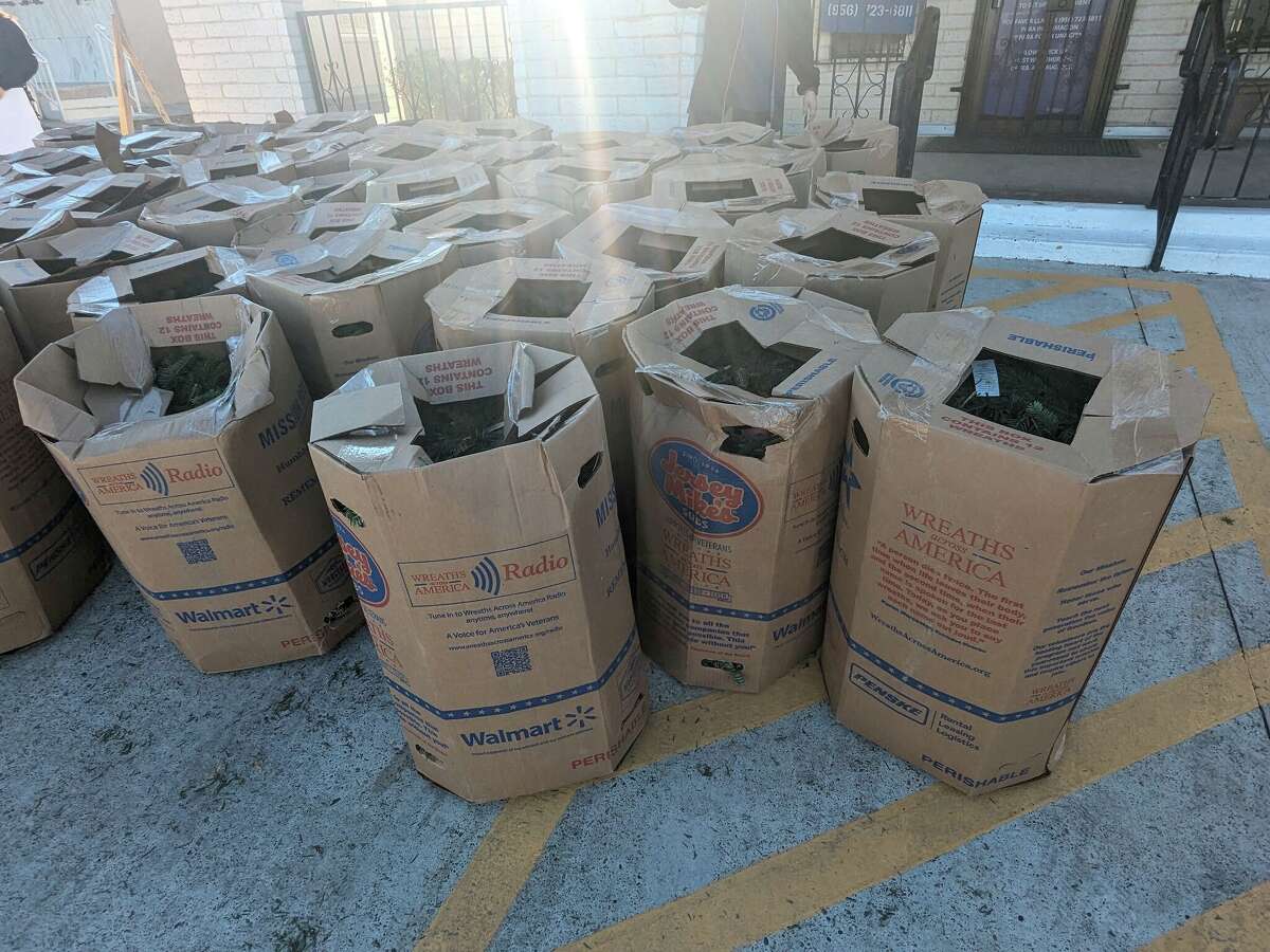 Laredo's Wreaths Across America lays 4K wreaths for veterans