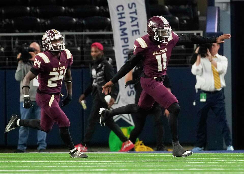 Live Updates: Class 6A Division II: Summer Creek Vs. DeSoto