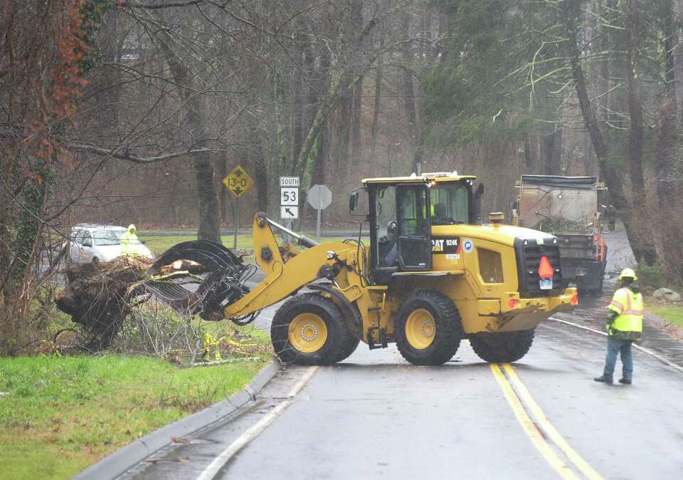 CT power outages Tens of thousands without power from strong storm