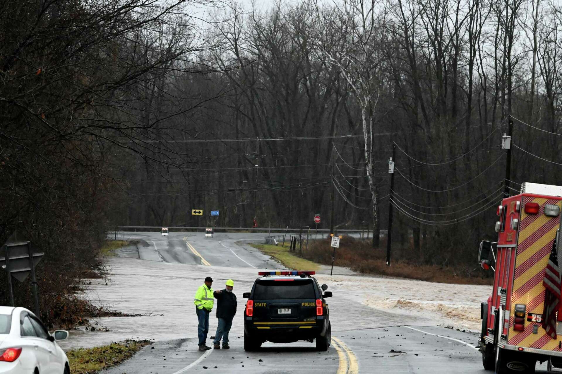 One Dead, Thousands Lose Power As Storm Pummels Hudson Valley, Upstate