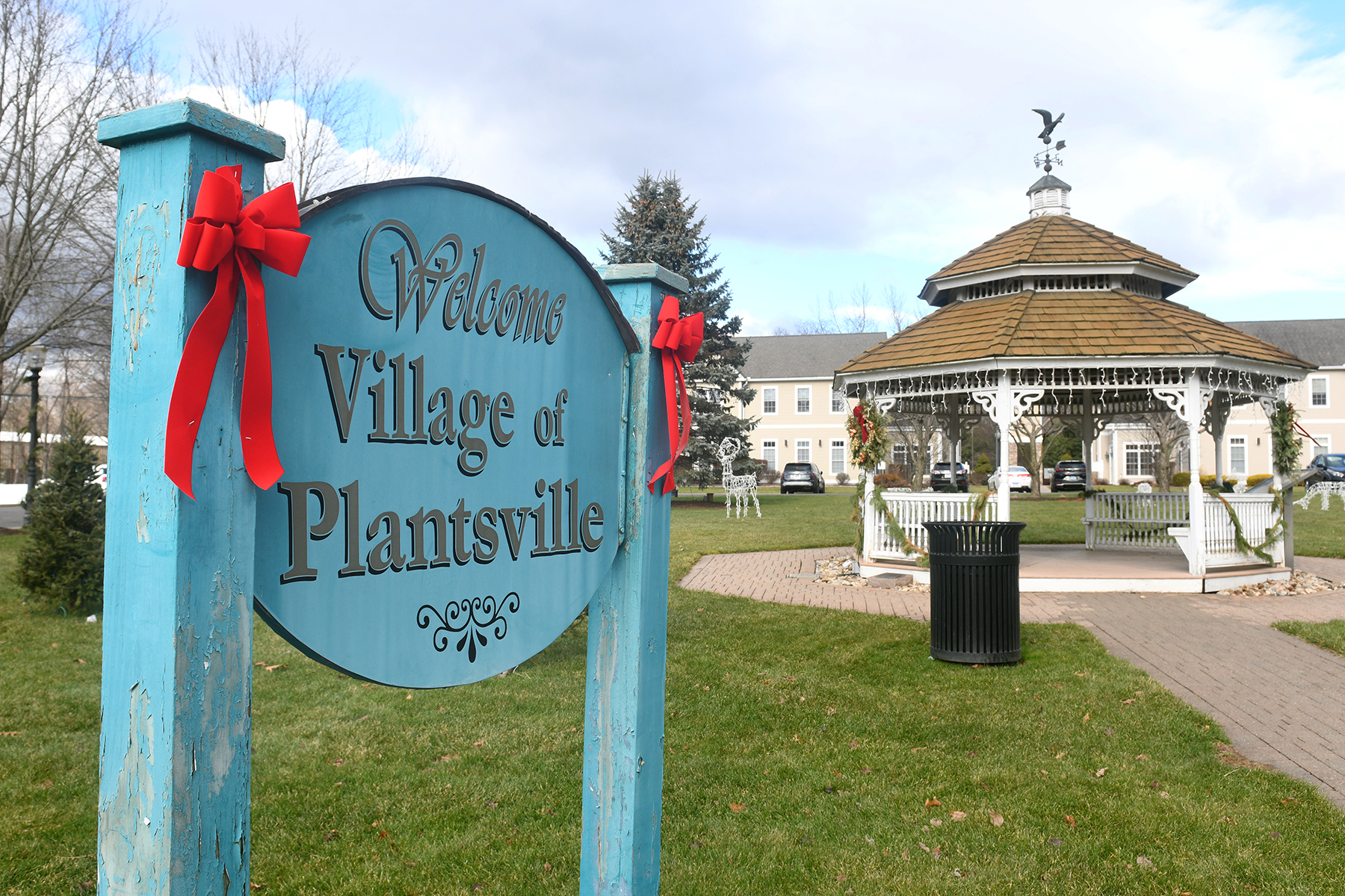 From Plantsville to South Meriden, CT has dozens of villages. But why?