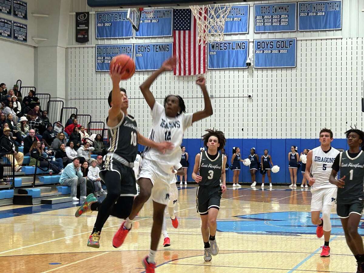 Brandon Torress sparks Middletown boys basketball over East Hartford