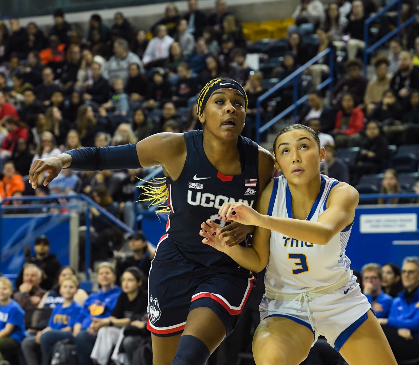 UConn Women's Basketball Rolls To Win At Aaliyah Edwards' Homecoming