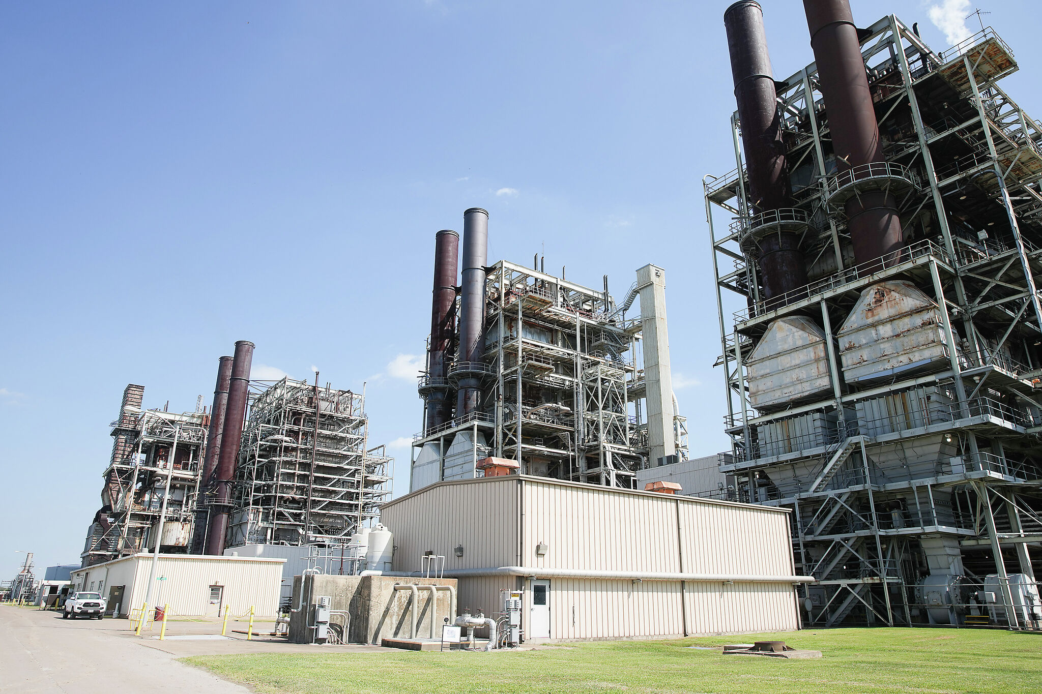 ERCOT calls for energy conservation as cold front continues