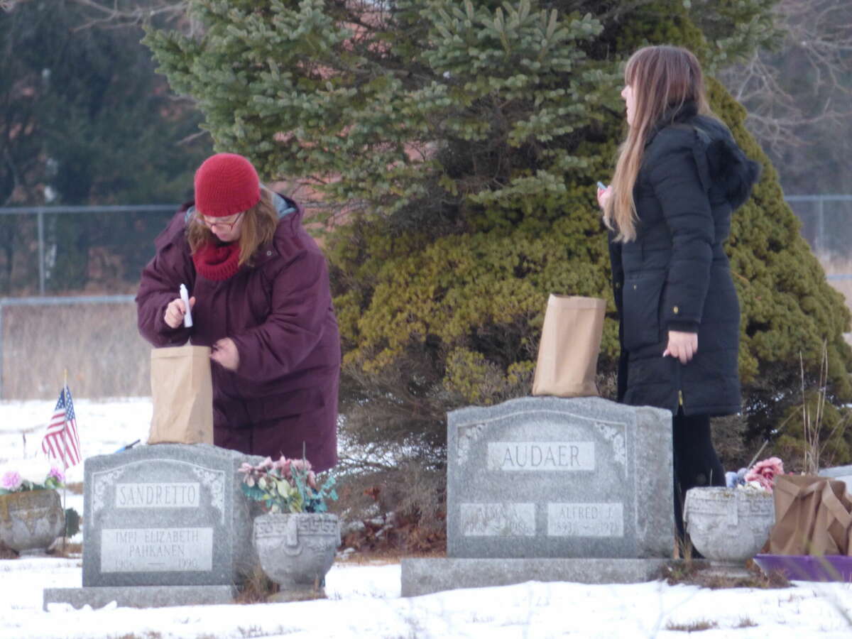 Manistee County holiday tradition celebrates 25th anniversary