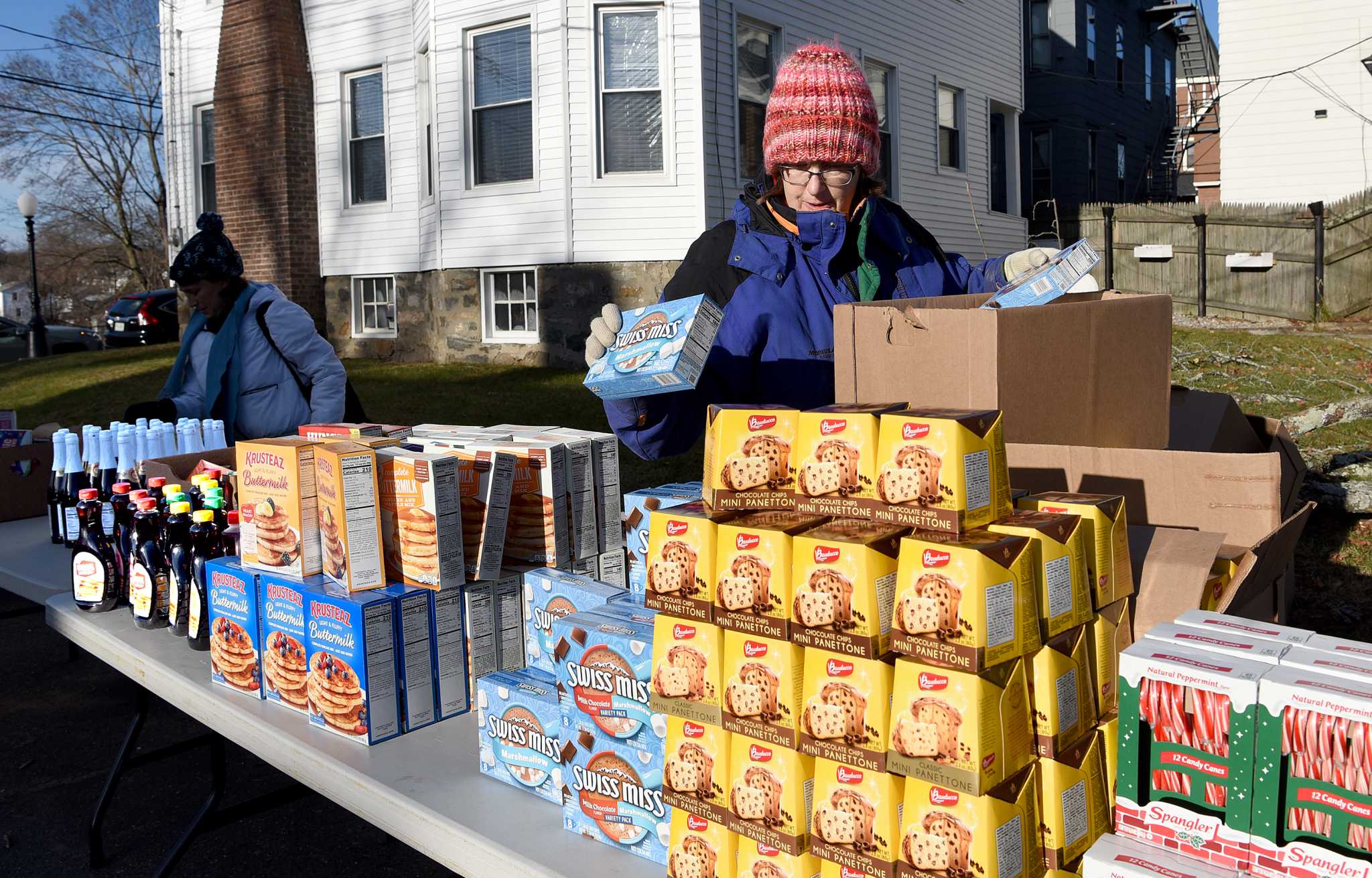 Danbury’s Daily Bread Food Pantry feeds 325 households for holidays