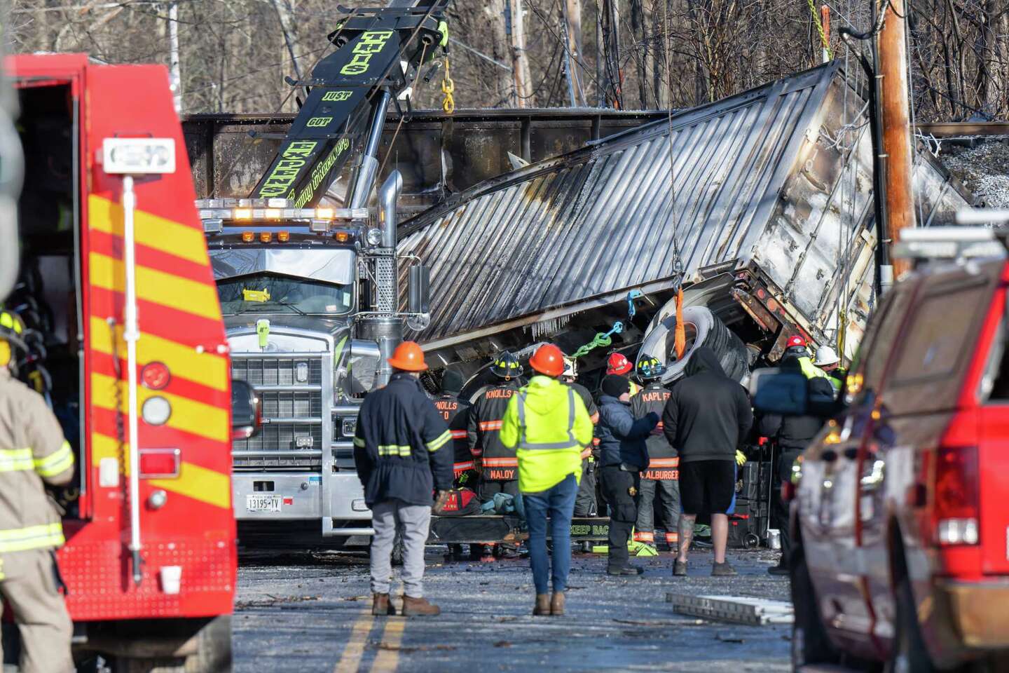 Neighbors recount explosion at Maple Avenue bridge in Glenville