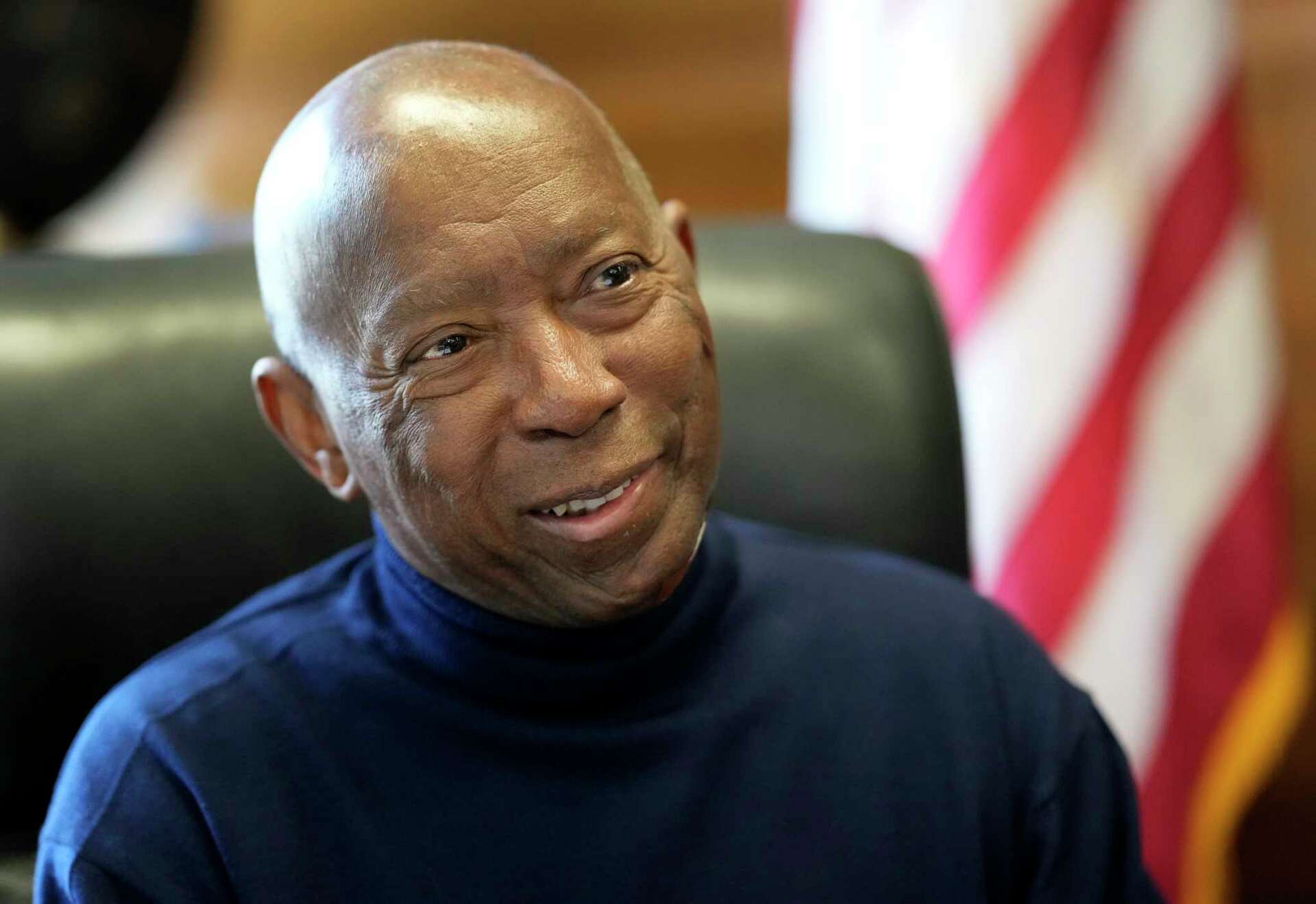 Sylvester Turner, former Houston mayor turned congressman, dies at 70(02)