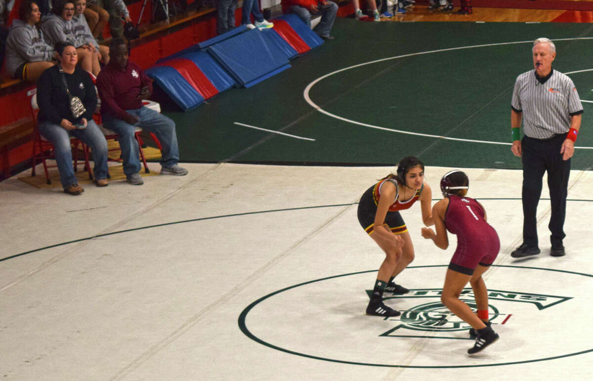 Jacksonville High School Bowl hosts girls' wrestling tournament