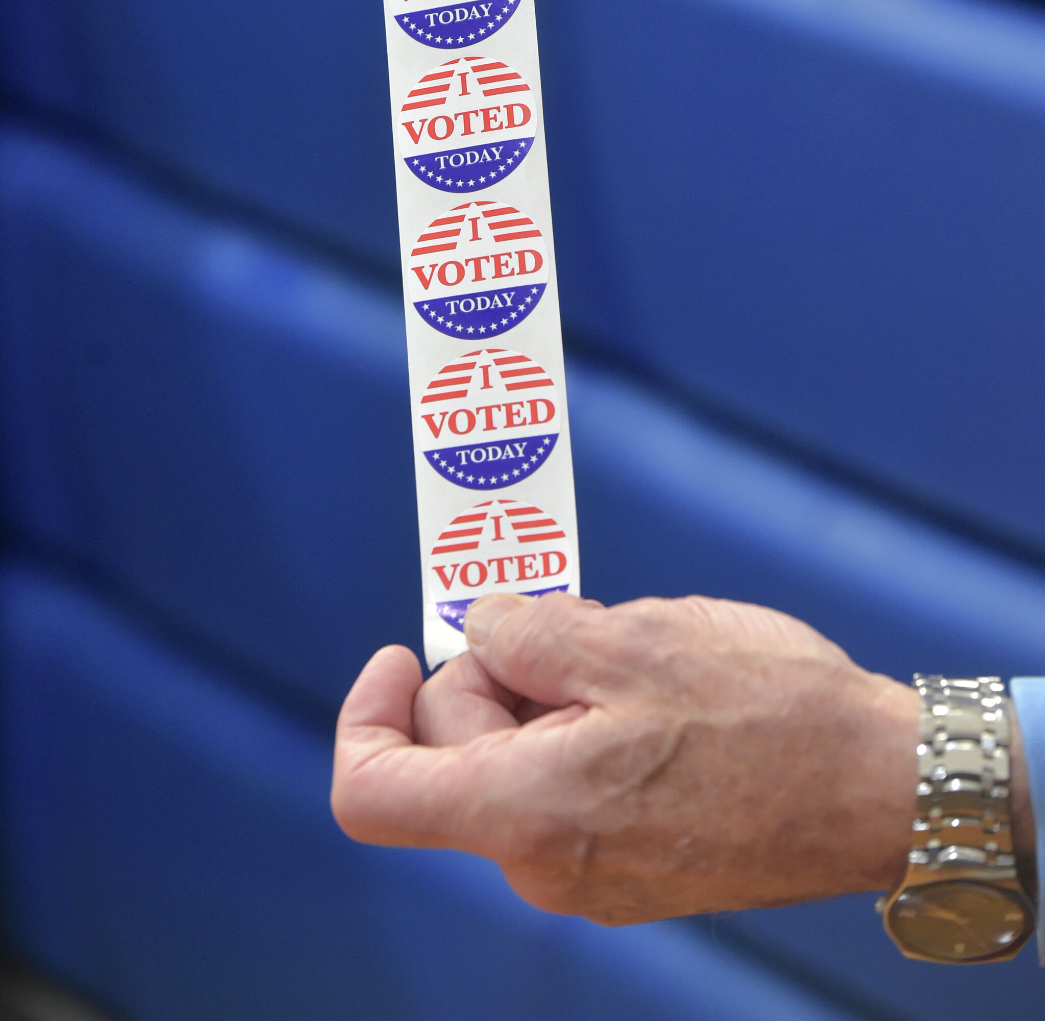 Deadline nearing to change parties for CT presidential primary