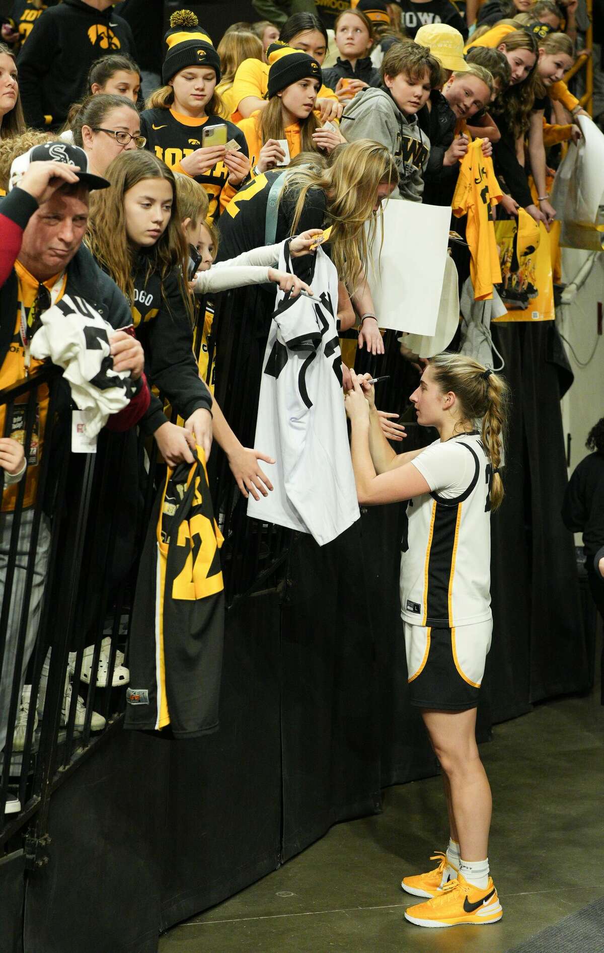 Iowa Kate Martins Real Height A Google Discovery Exclusive - x8yhmd2