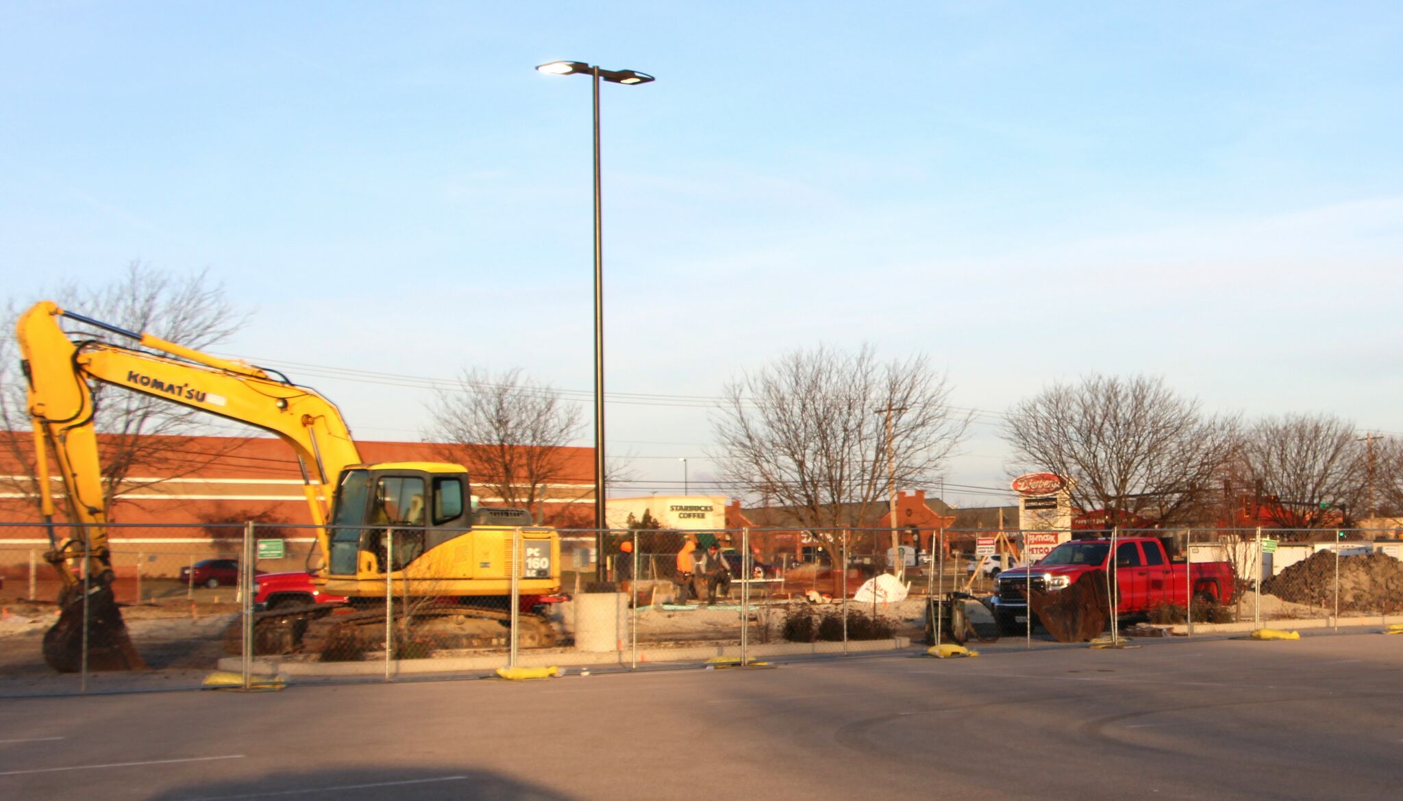 Edwardsville's new Raising Cane's restaurant site work ongoing