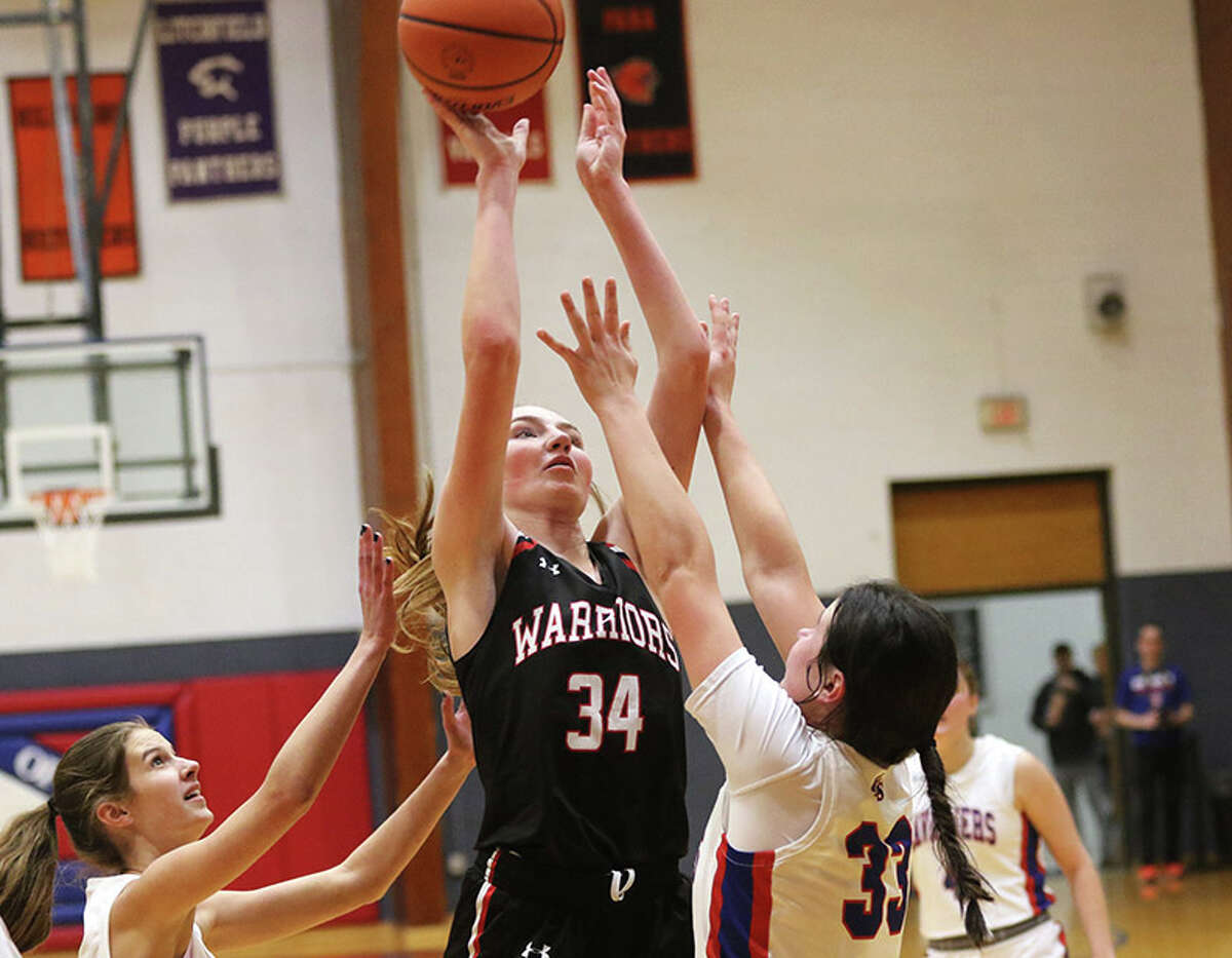 Warriors, Cavies happy to draw a crowd at Carlinville