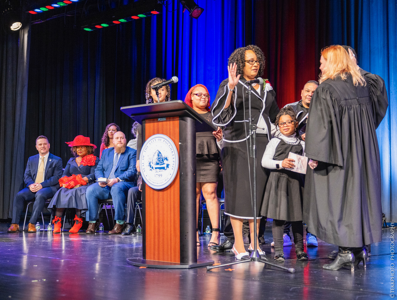 Yvonne Flowers sworn in as Poughkeepsie’s first Black mayor
