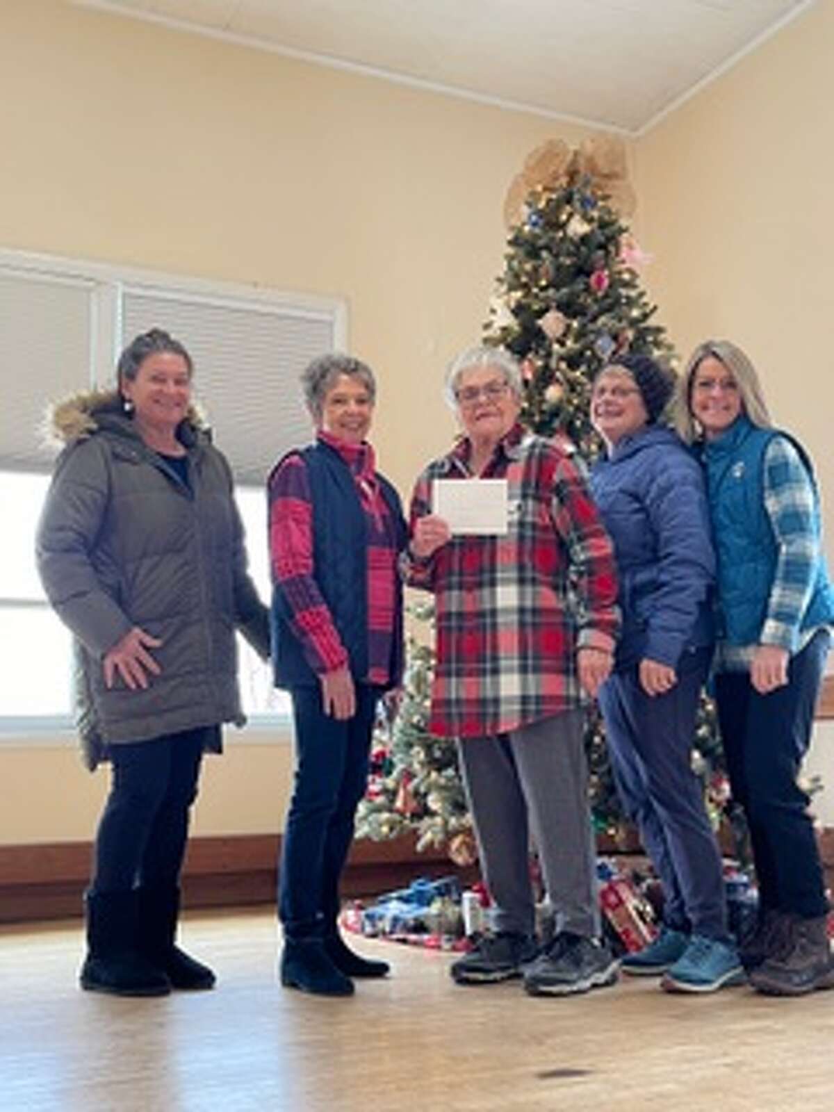Onekama Guild Thrift Shop supports community with donations
