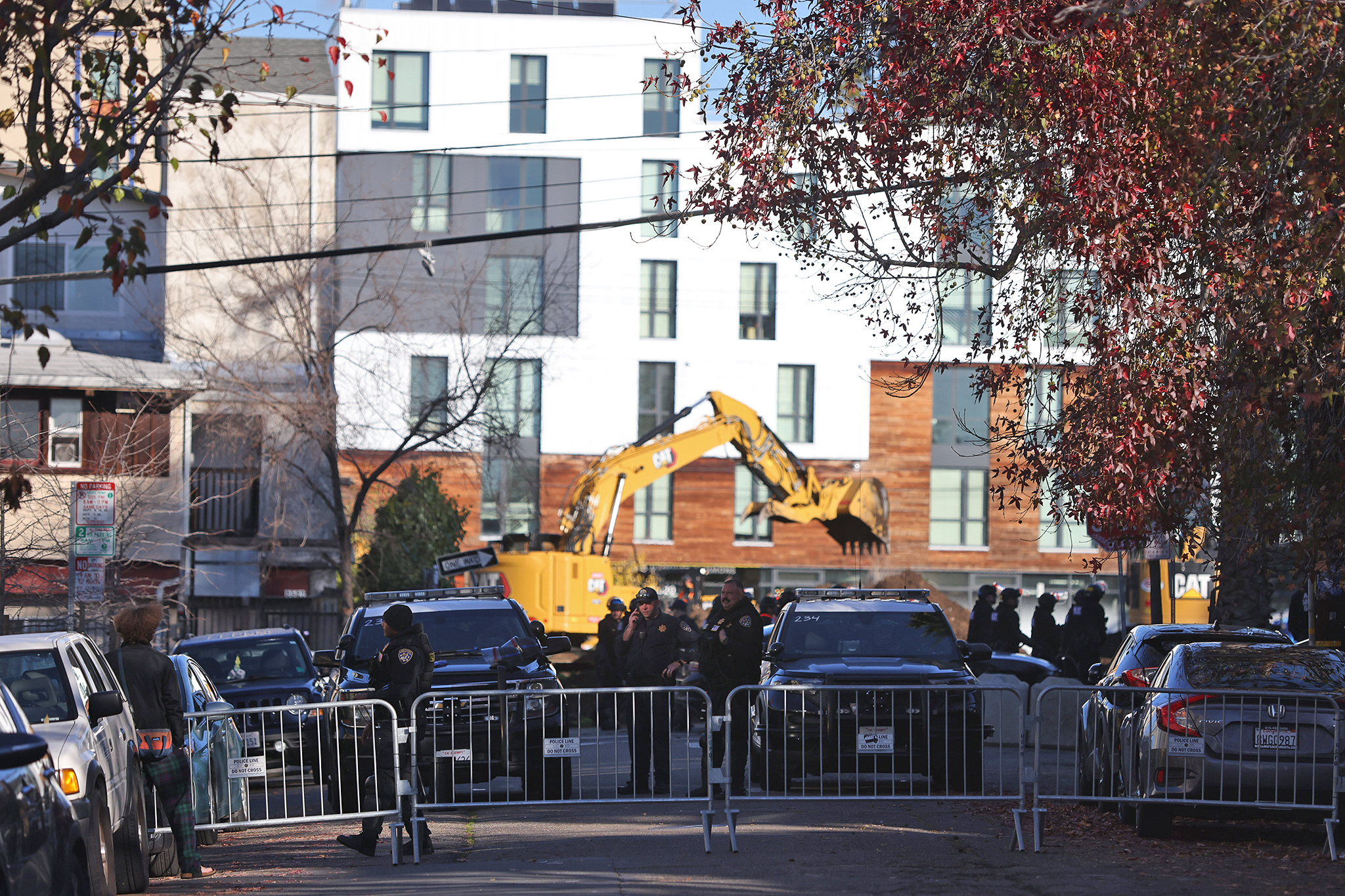 UC Berkeley takes over People’s Park with walls of shipping containers