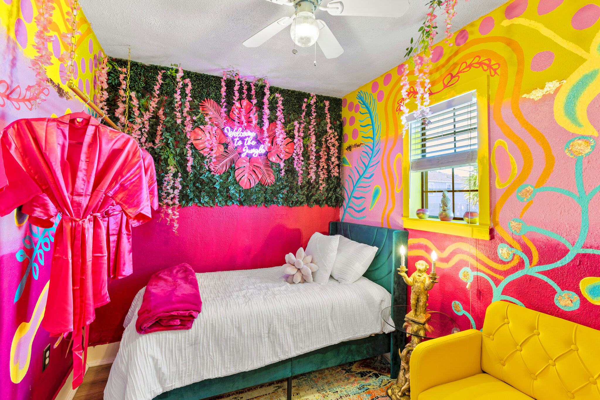 Galveston Airbnb designed for Houston getaways, bachelorette parties