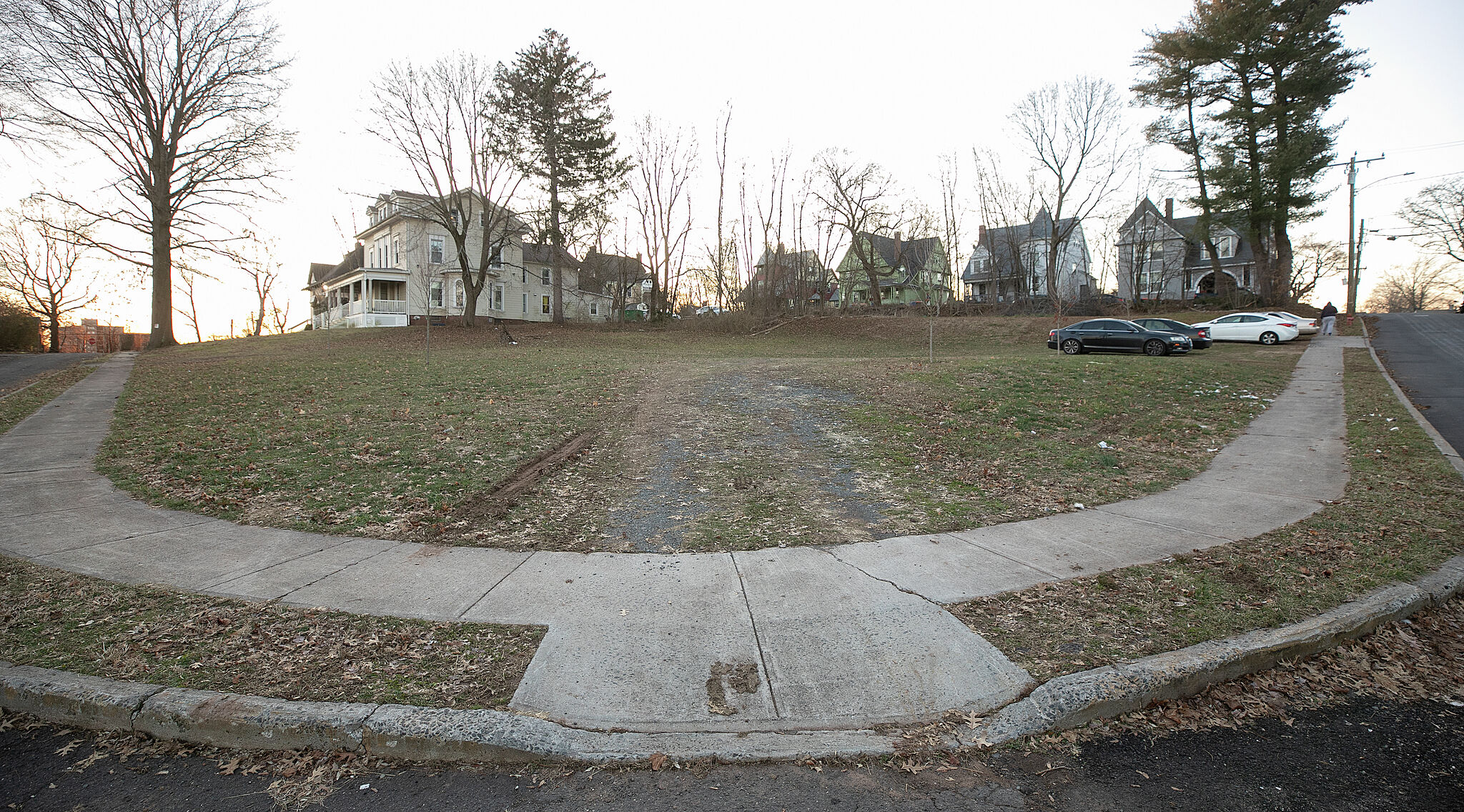 Meriden officials look to sell vacant cityowned land