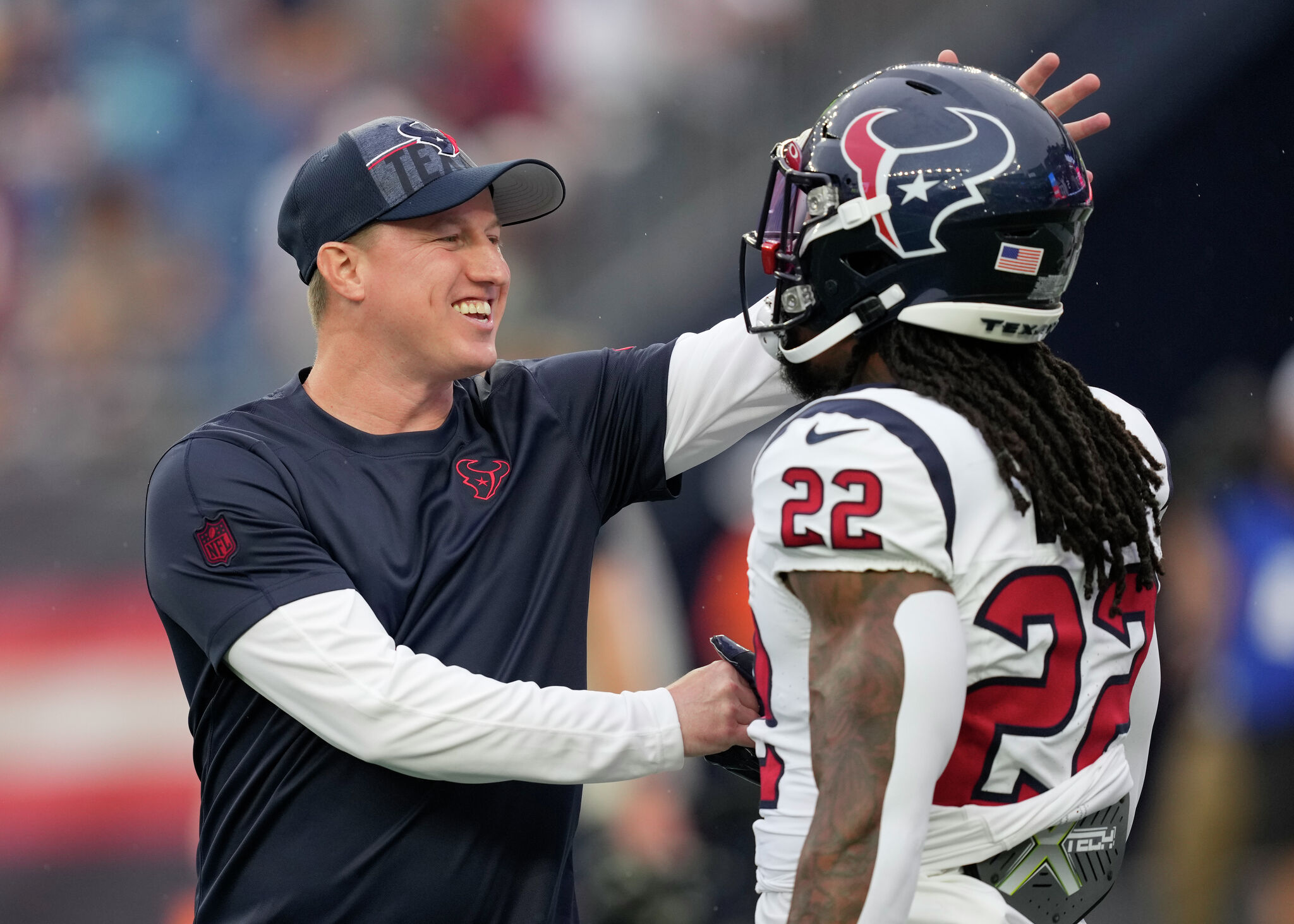 Texans' coach Bobby Slowik now a candidate for Panthers job