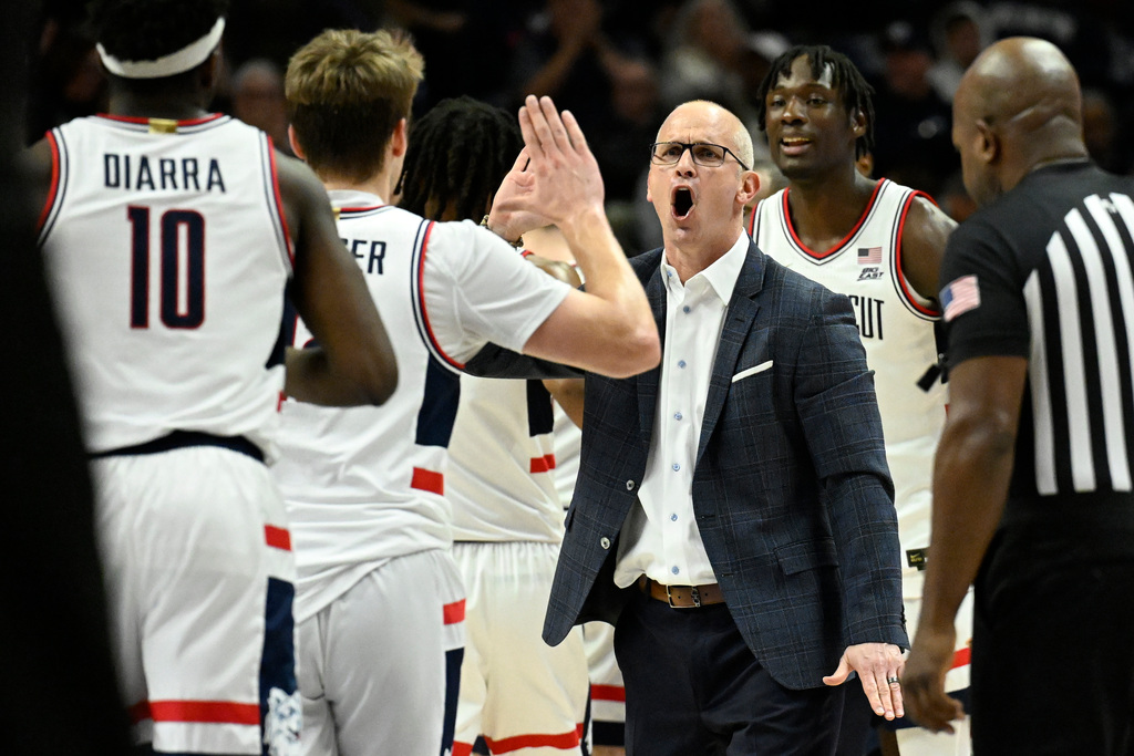 UConn men's basketball coach Dan Hurley OK with camera in his huddle