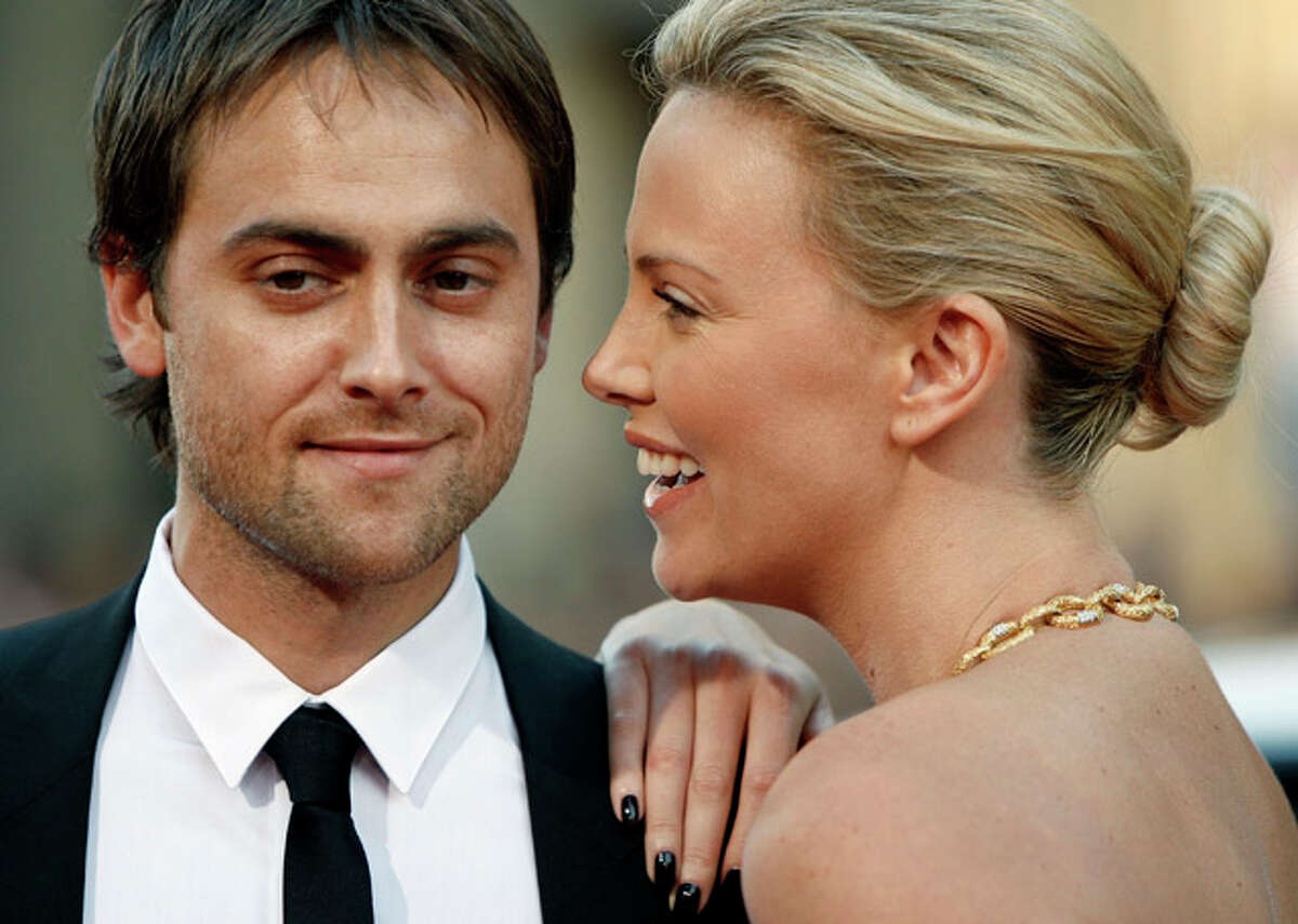 Unmarried celebrity couples