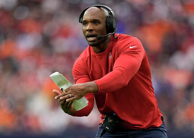 Head coach DeMeco Ryans of the Houston Texas calls for a timeout during the first half against the Denver Broncos at NRG Stadium on December 03, 2023 in Houston, Texas.