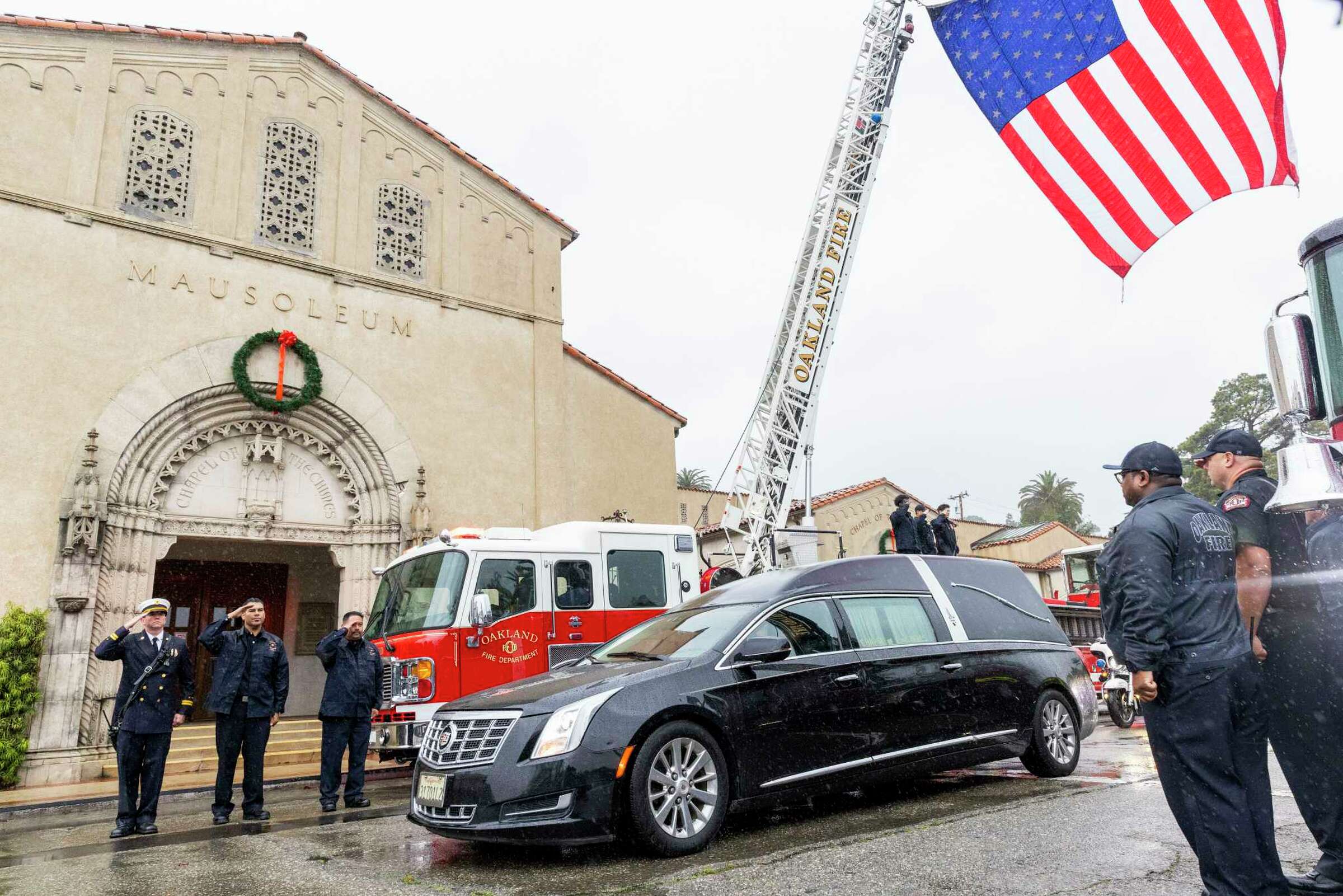 Memorial Service Honors Slain Oakland Police Officer Tuan Le