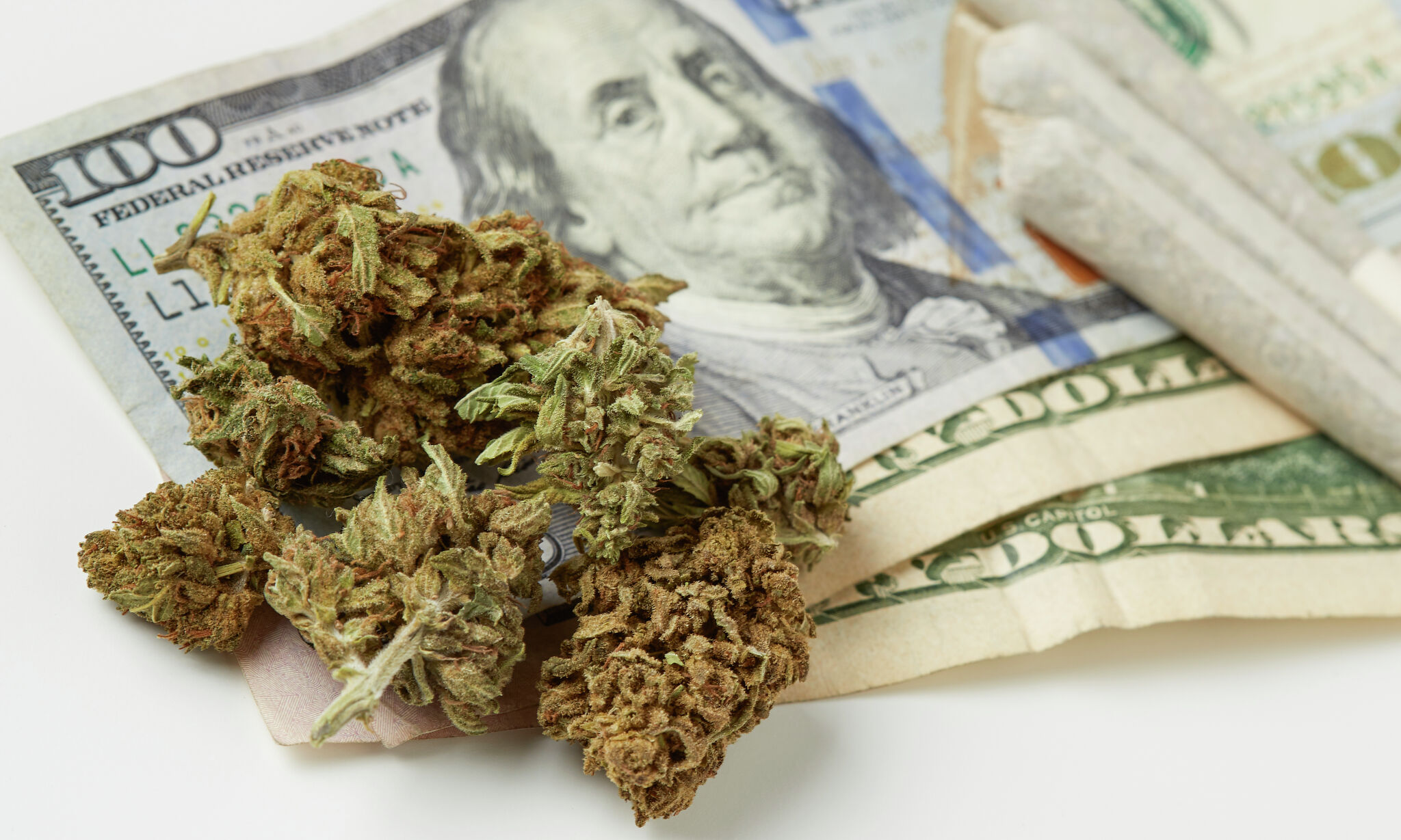 Illinois Sets New Record With $1.6 Billion In Cannabis Sales