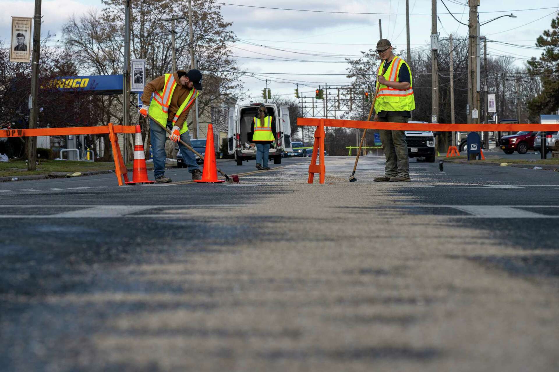 Watervliet police: Route 32 closed for cleanup of hydraulic fluid