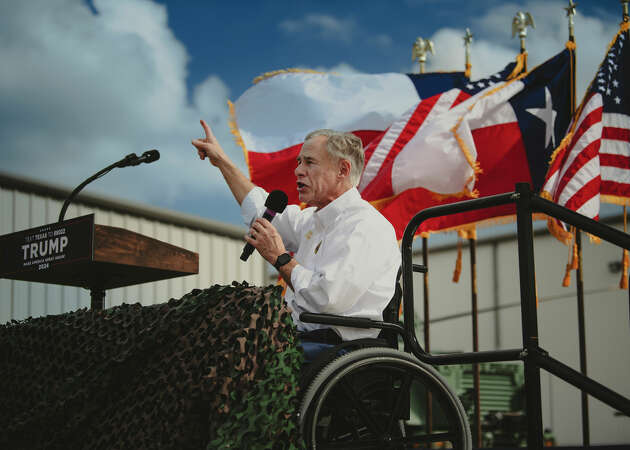 Texas Gov. Greg Abbott gives a speech endorsing former President Donald Trump in the Republican presidential primary, during an appearance near the southern border at the South Texas International Airport at Edinburg on Sunday, Nov. 19, 2023. (Meridith Kohut/The New York Times)