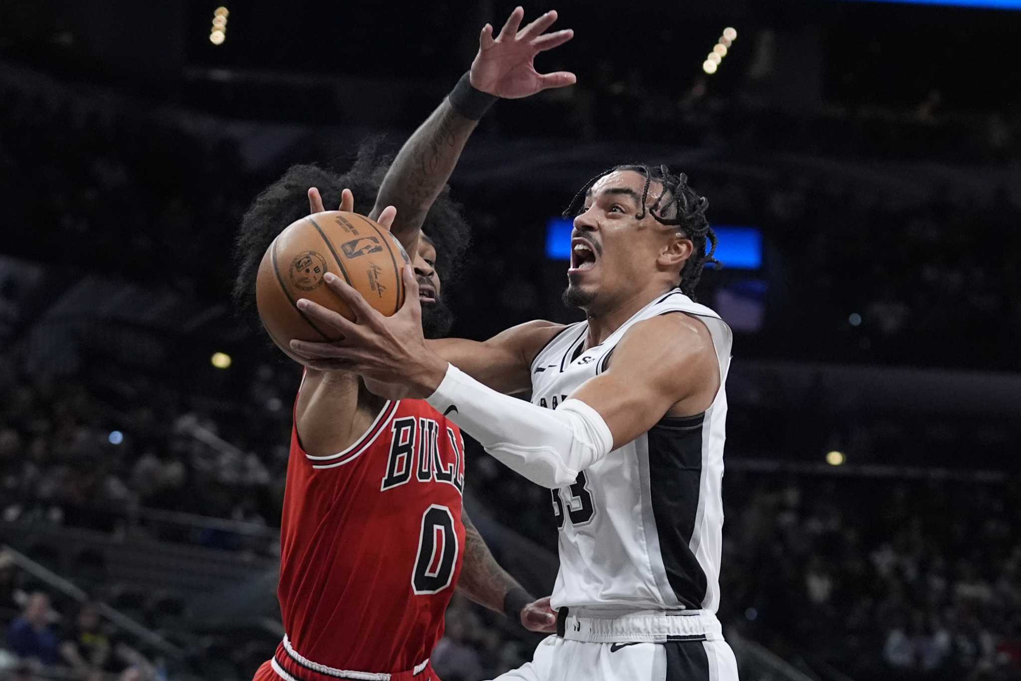 Chicago Bulls beat San Antonio Spurs 122-116