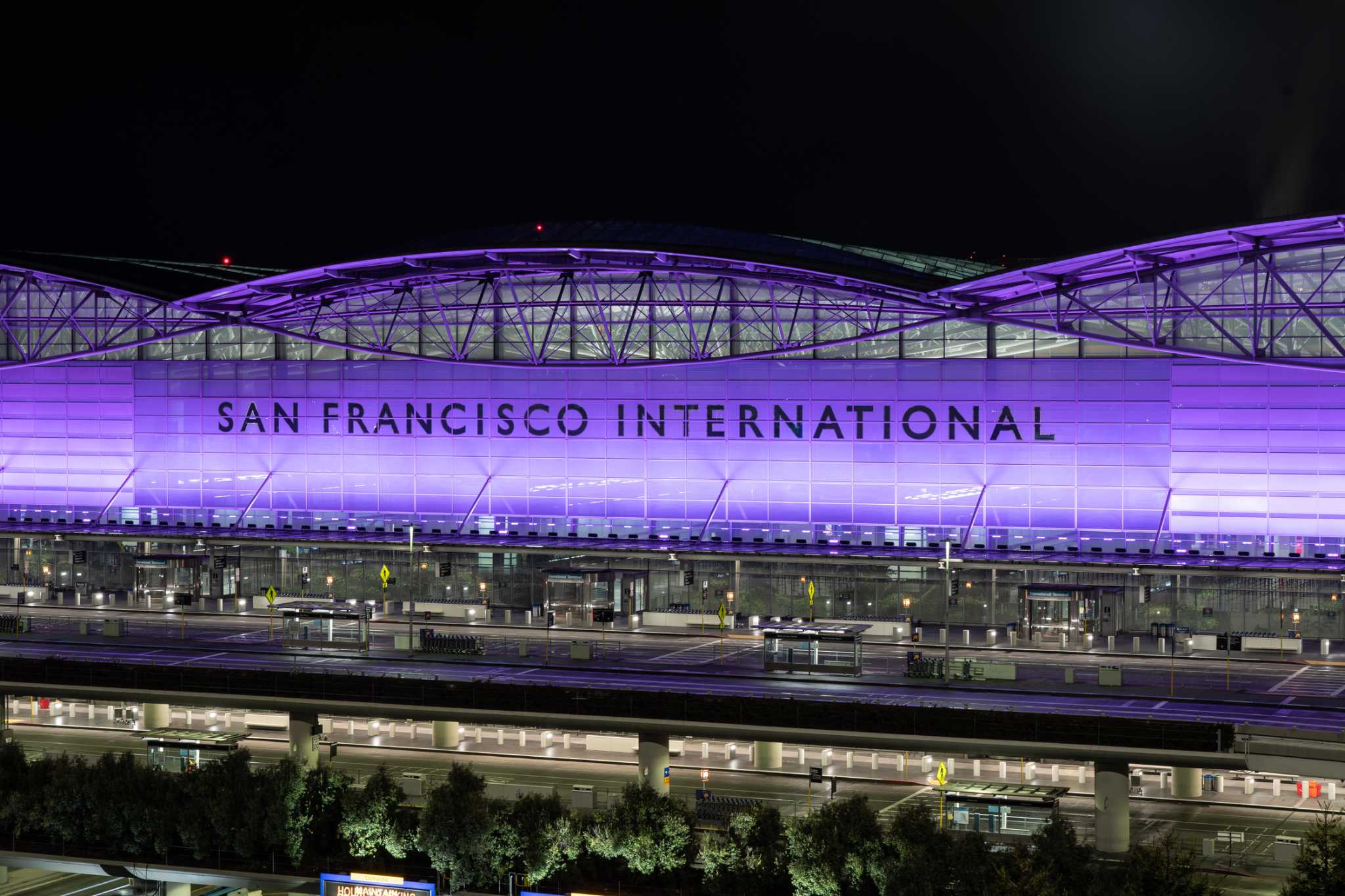 旧金山国际机场国际航站楼将被更名为黛安·范斯坦航站楼
