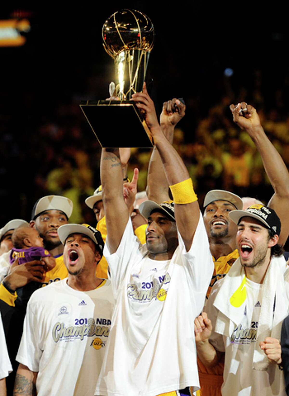 Lakers win 16th NBA title