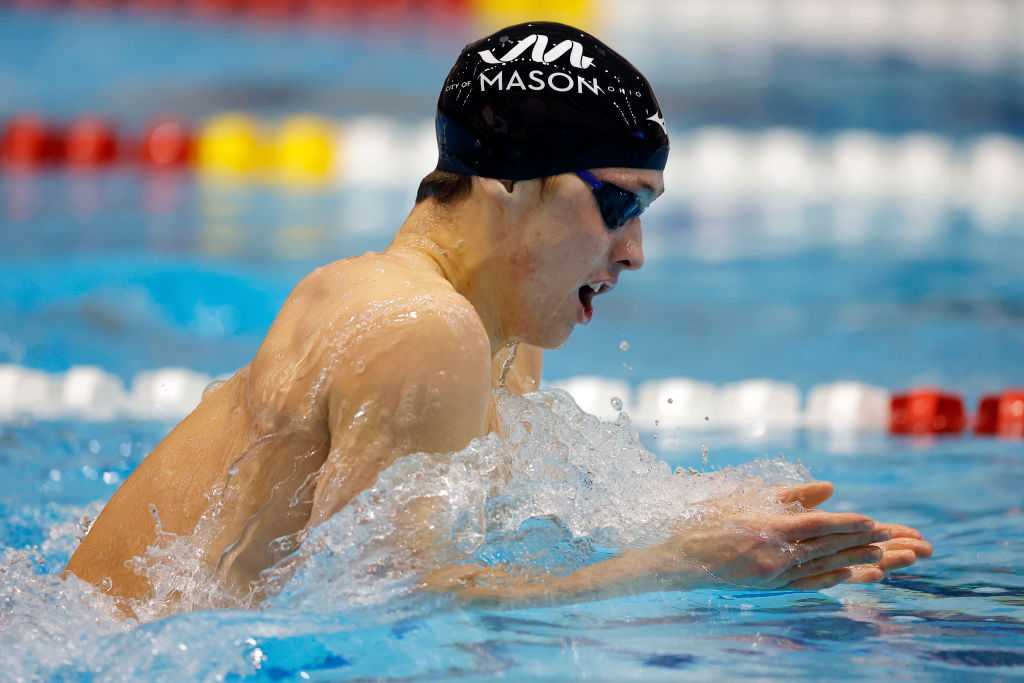 Olympic Swimmers from USA History Makers