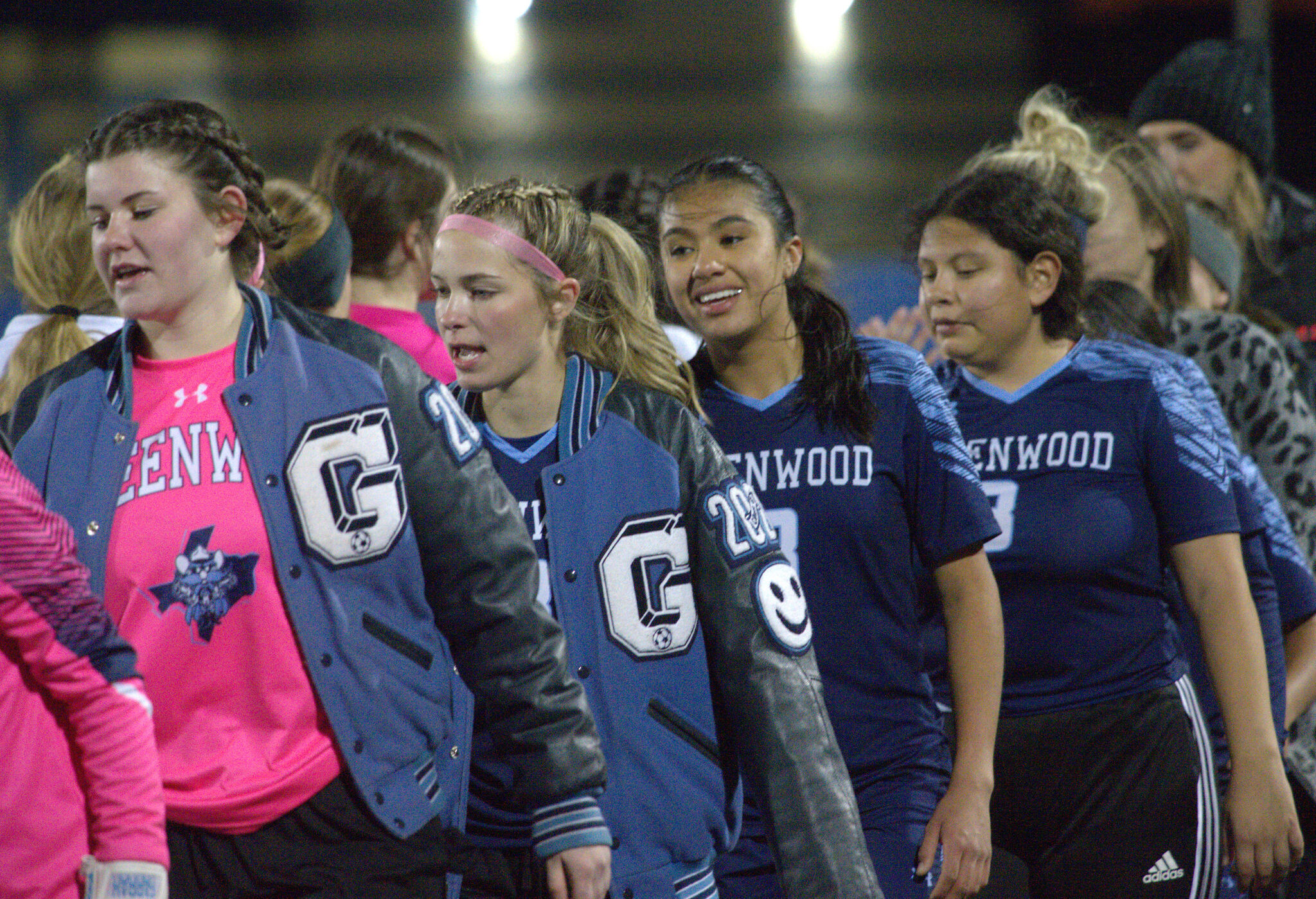 No. 5 Greenwood rolls to first round win over Riverside