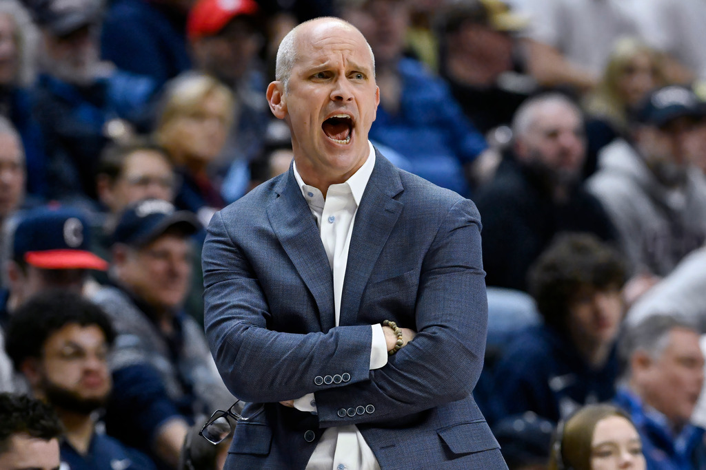 How UConn men shut down Creighton at Gampel: 'We were warriors'