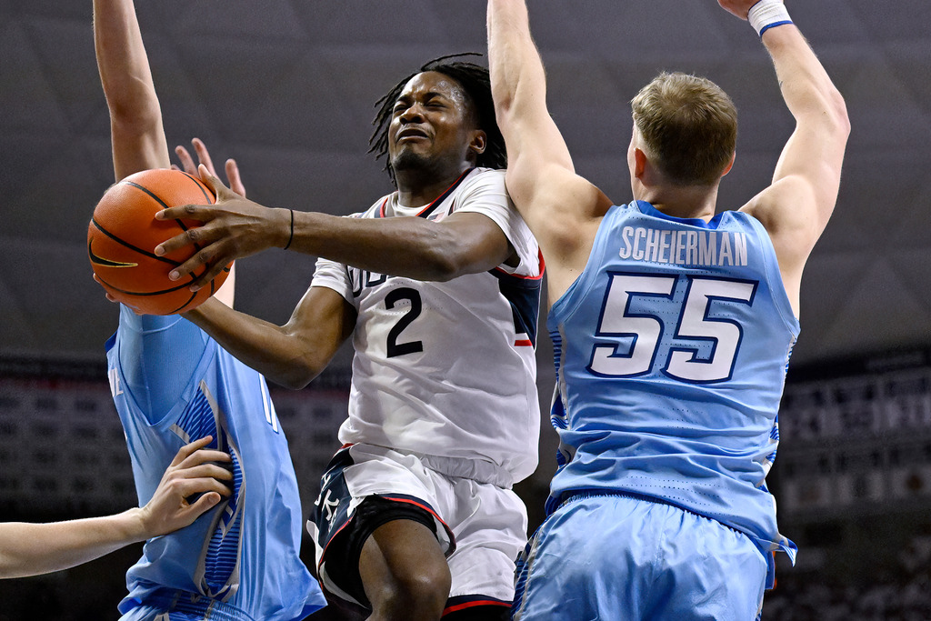 No 1 Uconn Mens Basketball Team Seek Rare Road Win Over Ranked Foe 6509