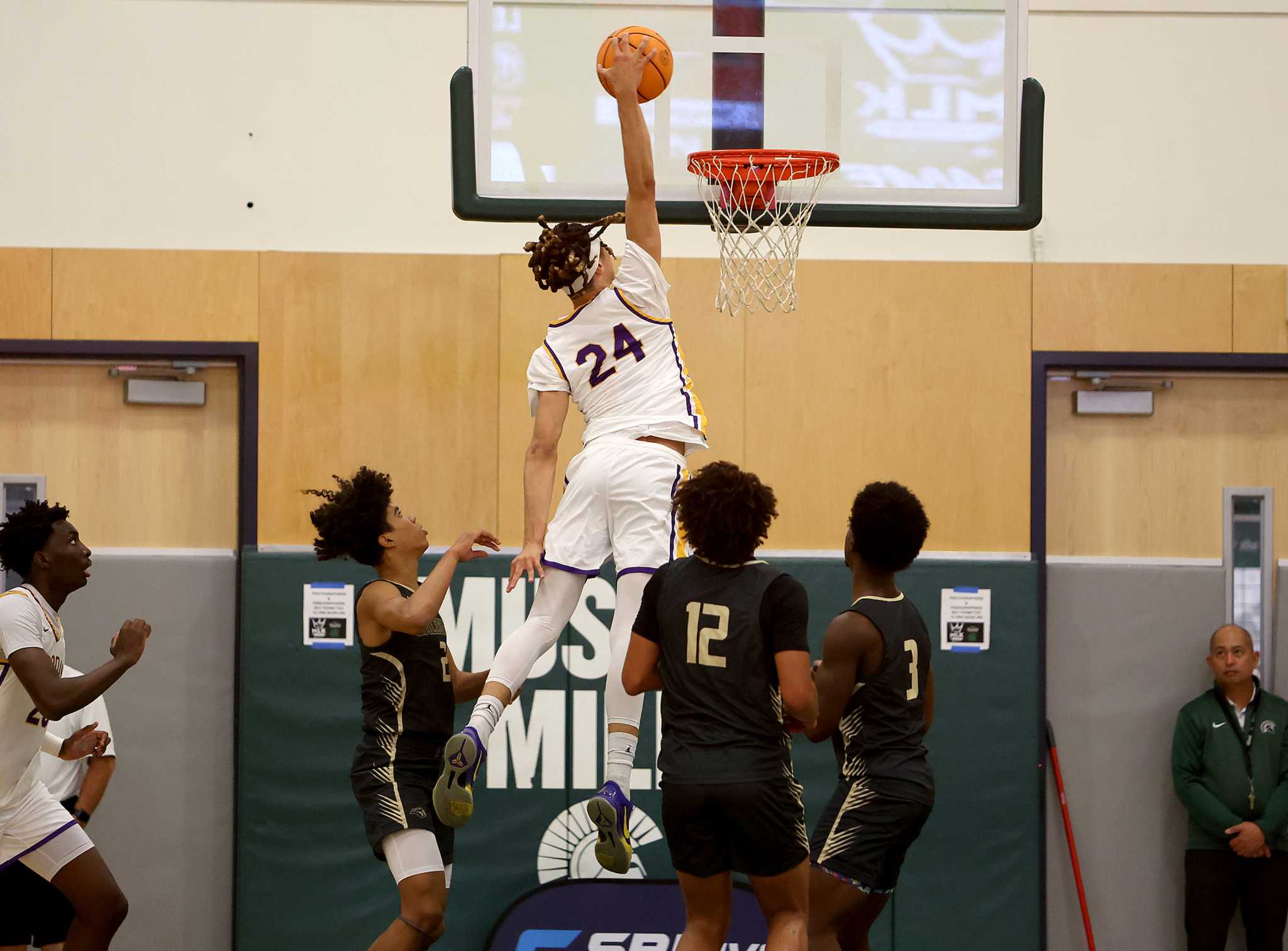 East Bay tourneys host some of the nation's top basketball players