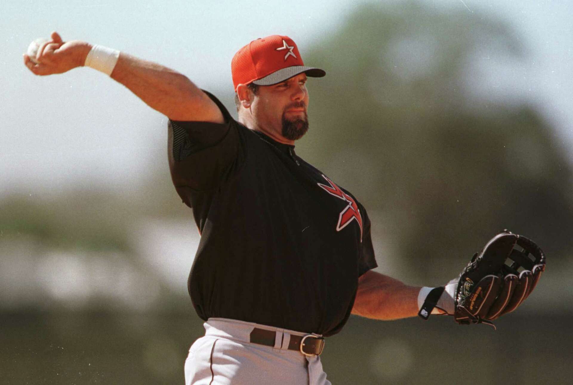 Astros add Ken Caminiti, René Cárdenas to team Hall of Fame