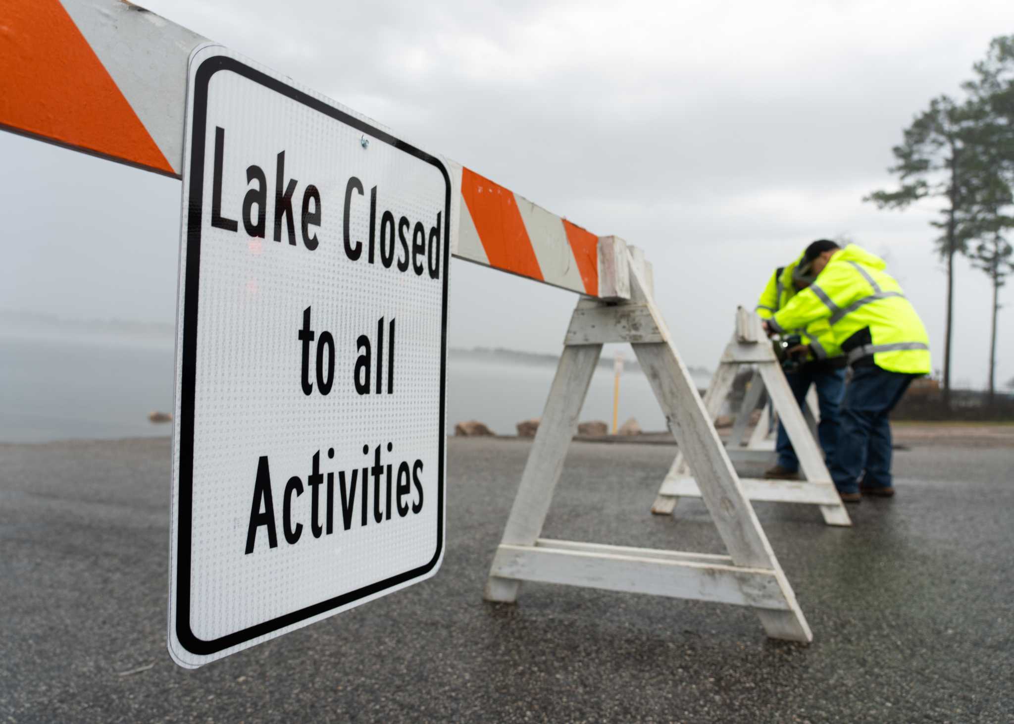 Lake Conroe closed for boating due to high water levels from rainfall