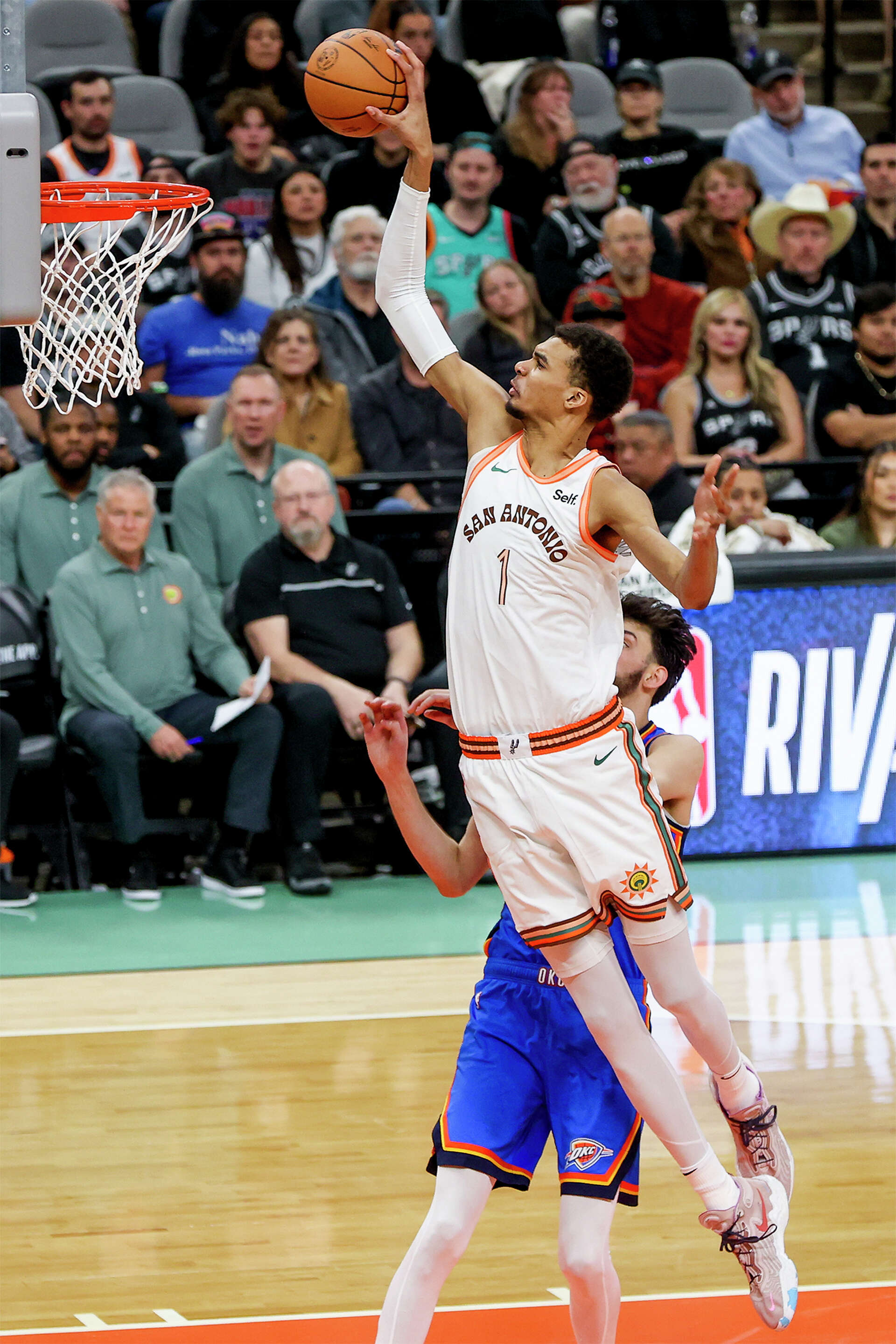 san-antonio-spurs-reveal-2024-25-preseason-schedule