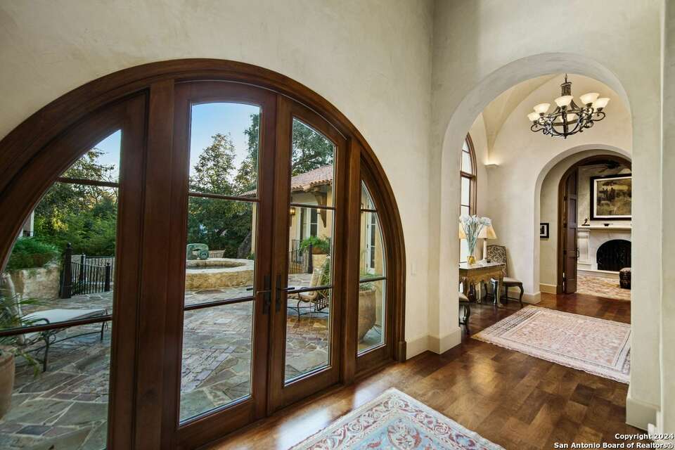 San Antonio real estate Alamo Heights home for 4 million