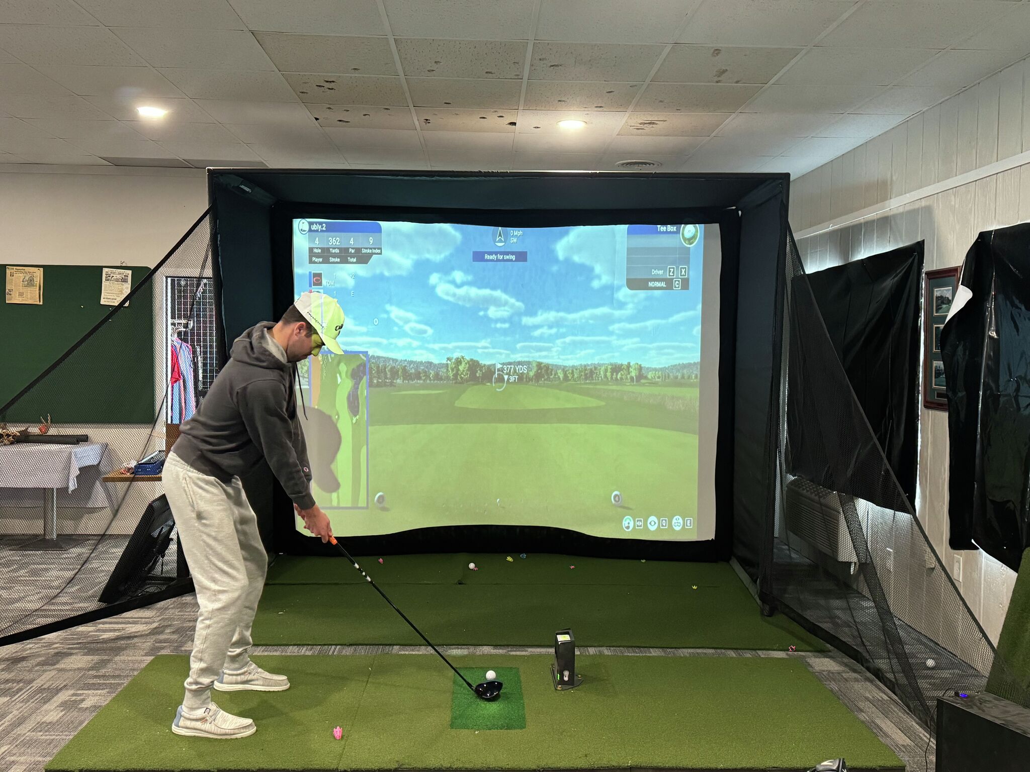 Ubly Heights golf simulator a success for community and golfers