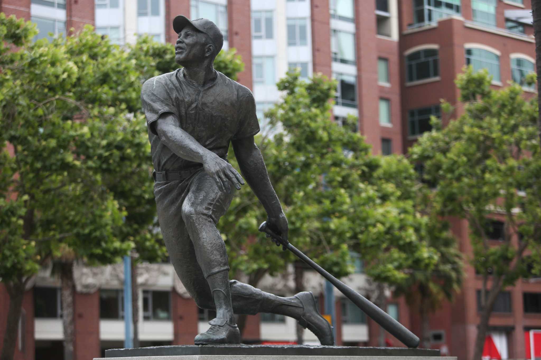 San Francisco and Giants to honor Willie Mays, No. 24, on 2/4/24